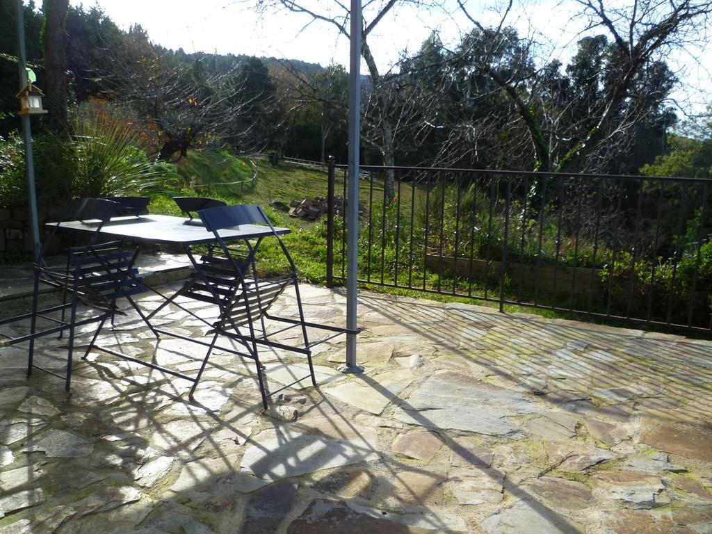 Bed And Breakfast La Maison De Nathalie Les Mayons Bagian luar foto