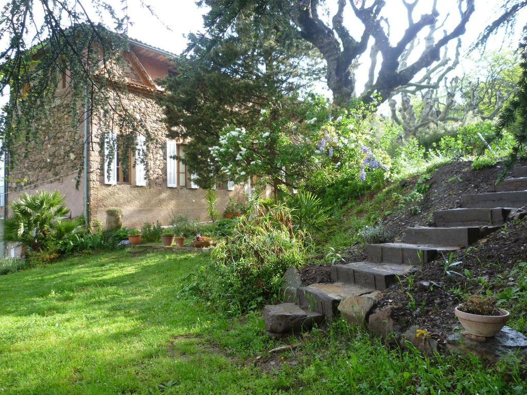 Bed And Breakfast La Maison De Nathalie Les Mayons Bagian luar foto